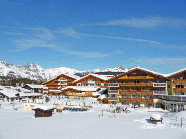 Außenansicht Winter - Alpenpark Resort